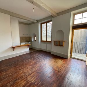 Location Appartement 1 pièce 26m² CLERMONT FERRAND 63000 - Photo 2