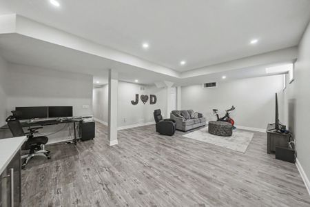 For Lease - 5 Rossini Drive, Richmond Hill, Ontario - Photo 2