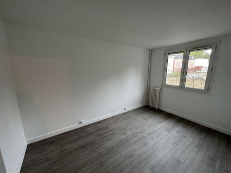 Appartement 52 m² - 3 Pièces - Saint-Maurice (94410) - Photo 4