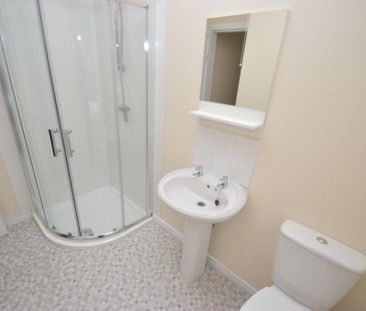 84 Cromwell Road, Belfast, BT7 1JY - Photo 3