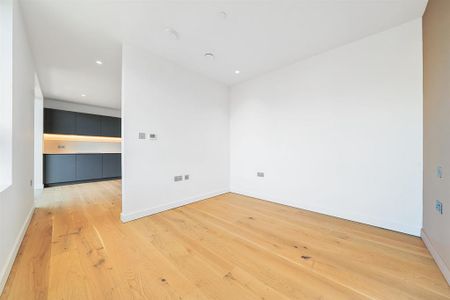 Studio to rent - Photo 2