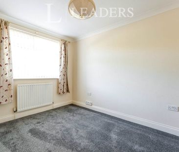 2 bedroom bungalow to rent Well Road, Pagham - Photo 1