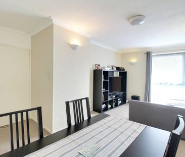 2 Bedroom Property to Rent - Photo 3