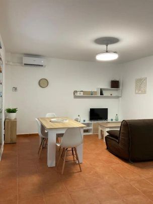 Apartamento de alquiler en Calle Ciudad de Tarragona, 3, Vera Playa Naturista - Photo 1