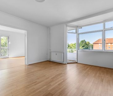 Skodsborgvej Nærum 2850 - Photo 1