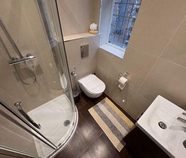 5 bedroom detached house to rent - Photo 6