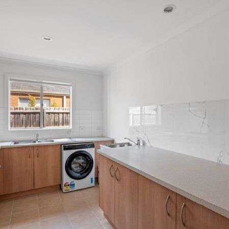 Wyndham Vale - Photo 3