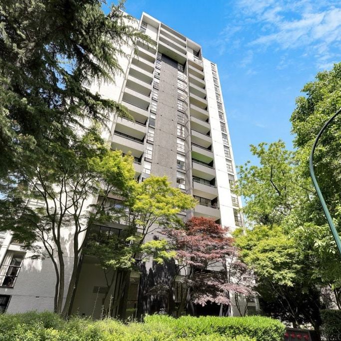 The Summit - Photo 1