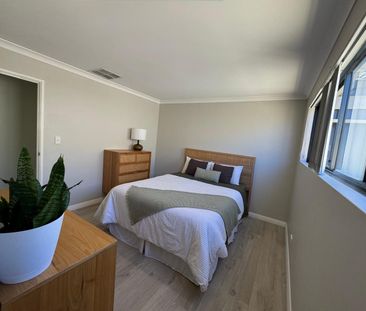 Comfortable Low Maintenance Living 3 Bedrooms, Double Garage & Larg... - Photo 6