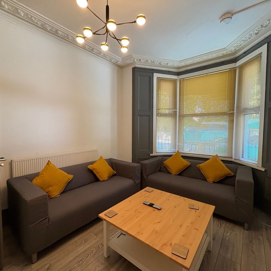 Arran Street, Roath - Photo 1