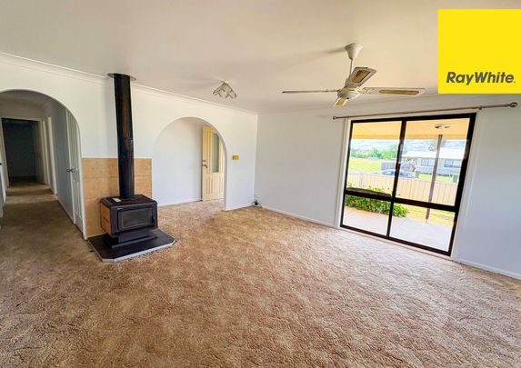 3 BEDROOM HOME - Photo 1