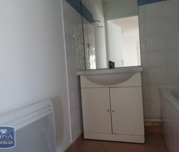 Location Appartement 3 pièces 54m² ST GILLES 30800 - Photo 5