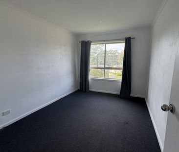 Three Bedroom Home - Photo 4