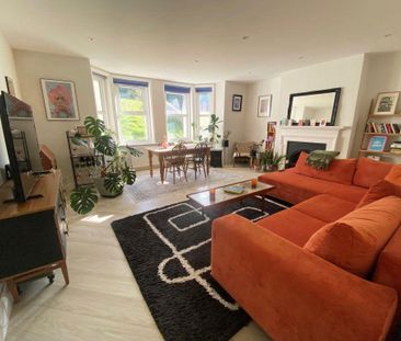 2 bedroom flat to rent - Photo 4