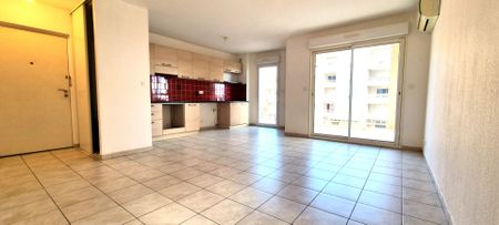 Location Appartement 3 pièces 64m² - Photo 5