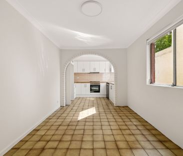 6 Phillip Street, Newtown NSW 2042 - House For Rent | Domain - Photo 1