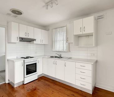 15 Garrard Avenue, Mount Warrigal, NSW 2528 - Photo 3