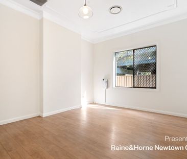 Versatile and Spacious home - Photo 2