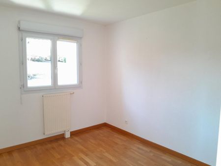 Location Appartement 3 pièces 67m² POISY 74330 - Photo 3
