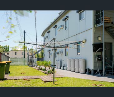 1C/281 Severin Street, Parramatta Park, Qld 4870 - Photo 4