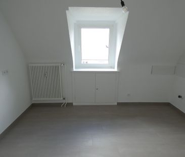 Gemütliche Dachgeschosswohnung in ruhiger Lage – wird aktuell moder... - Photo 5