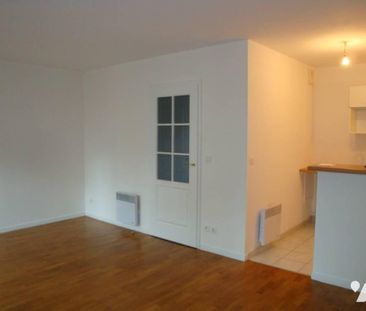 A LOUER F2 48m²- LILLE CENTRE- PARKING - Photo 2