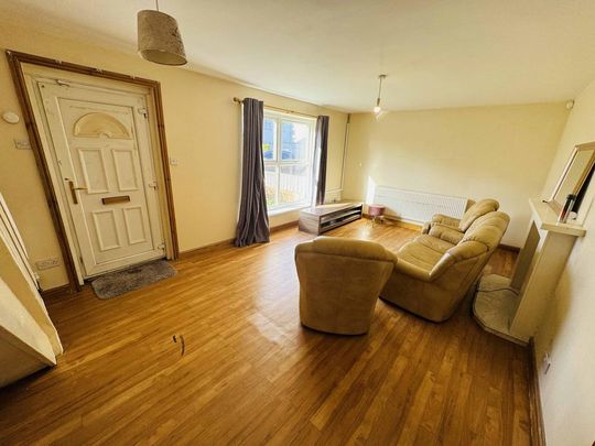 3 bedroom end of terrace house to rent - Photo 1