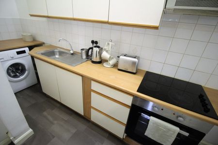 Flat 5, 158 Woodsley Road, LS2 9LZ, Leeds - Photo 3