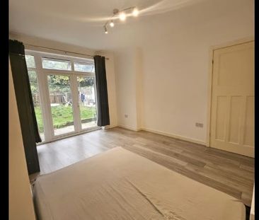 Room in a Shared House, Croydon, CR0 - Photo 2
