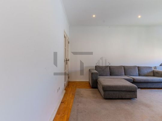 4 room luxury Flat for rent in Avenida Igreja (Campo Grande), Lisbon - Photo 1