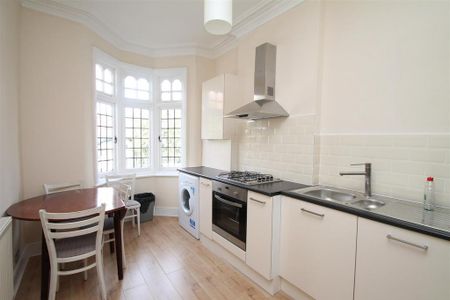 1 bedroom flat to rent - Photo 2