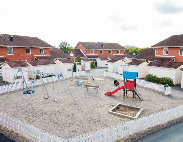 Sergeantvägen 7 B - Foto 1