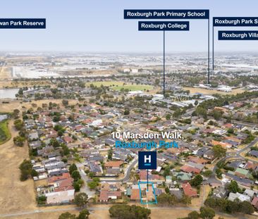 Spacious 3-Bedroom Home in Heart of Roxburgh Park! - Photo 5