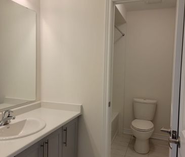 For Lease - 127 Broadacre Drive, Kitchener, Ontario - Photo 6