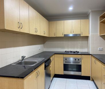 Secure Modern 1 bedroom Unit with Balcony & parking - Photo 3
