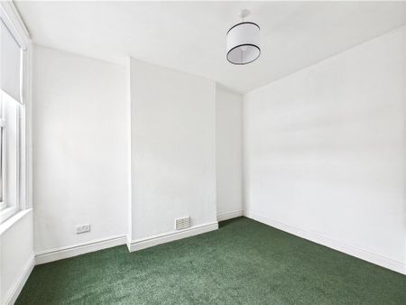 3 bedroom apartment to rent - Photo 5