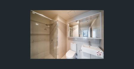 YEAR ROUND COMFORT IN CENTRAL LOCATION! - Photo 3