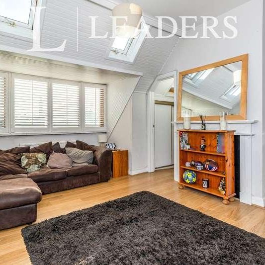 Ashdown Road, Epsom, KT17 - Photo 1