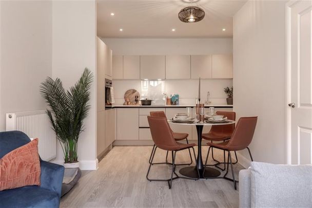 Casa, Abbey Court, Kirkstall Hill, LS5, Leeds - Photo 1