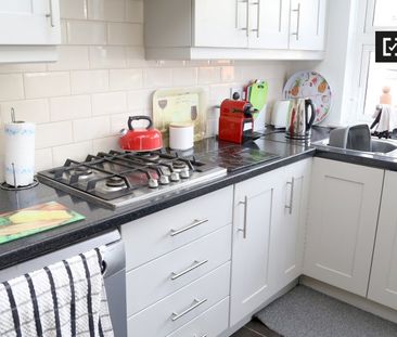 Cosy room to rent in house in North Central Area, Dublin - Photo 6