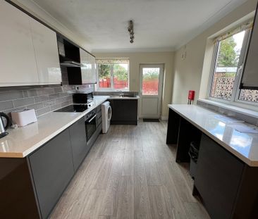 Garfield Terrace, Leeman Road - P10375 - Photo 6