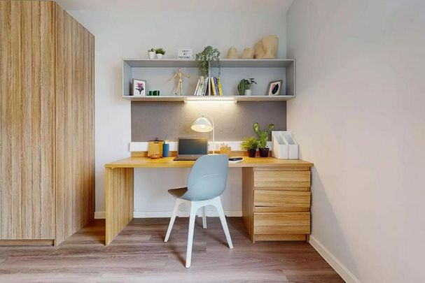 Studio to rent - Photo 1