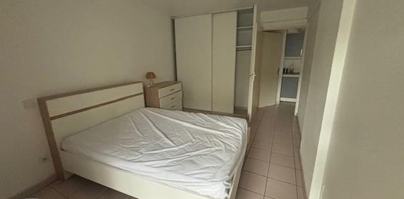 Location Appartement 2 pièces 39m² SETE 34200 - Photo 2