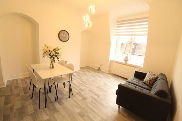 Hollybank Place, Top Left, AB11 - Photo 1