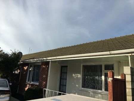 Large 2-bed unit in great location - Photo 5
