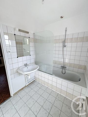 Location Appartement 2 pièces 36m² CHARTRETTES 77590 - Photo 4