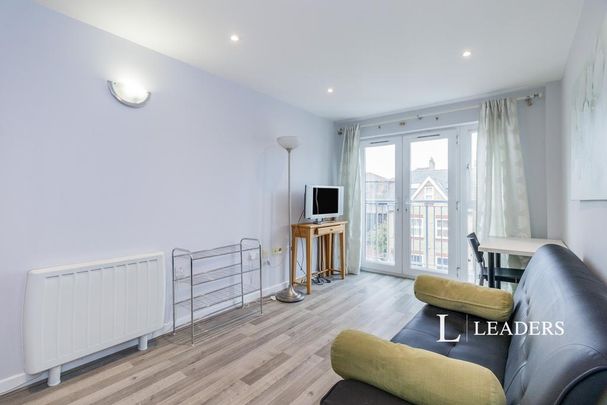 1 bedroom house to rent - Photo 1