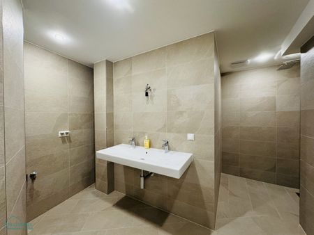 TERRASSENWOHNUNG AM REUMANNPLATZ - Foto 2