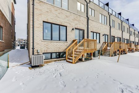 For Lease - 3056 Cascade Common Court, Oakville, Ontario - Photo 2