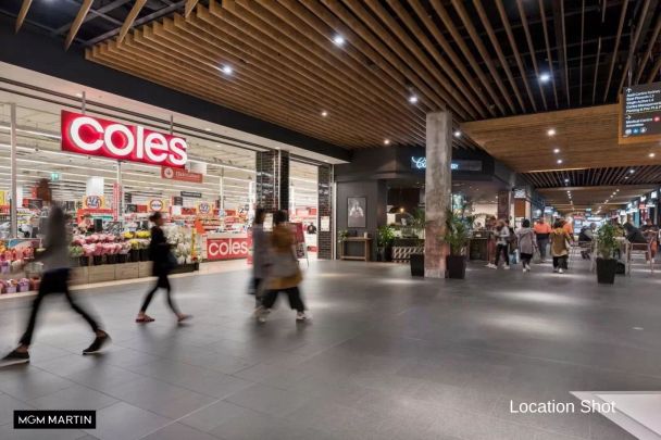 MGM MARTIN - TWO BEDROOM APARTMENT - Photo 1